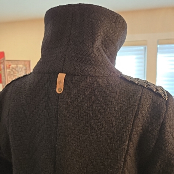 Mackage Woven Wool Leather Belted Black Trench Coat Black Size Small Womens - Picture 4 of 14